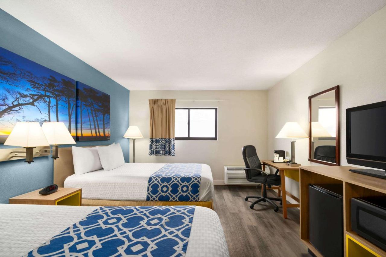 Hotel Days By Wyndham Verona Canastota
